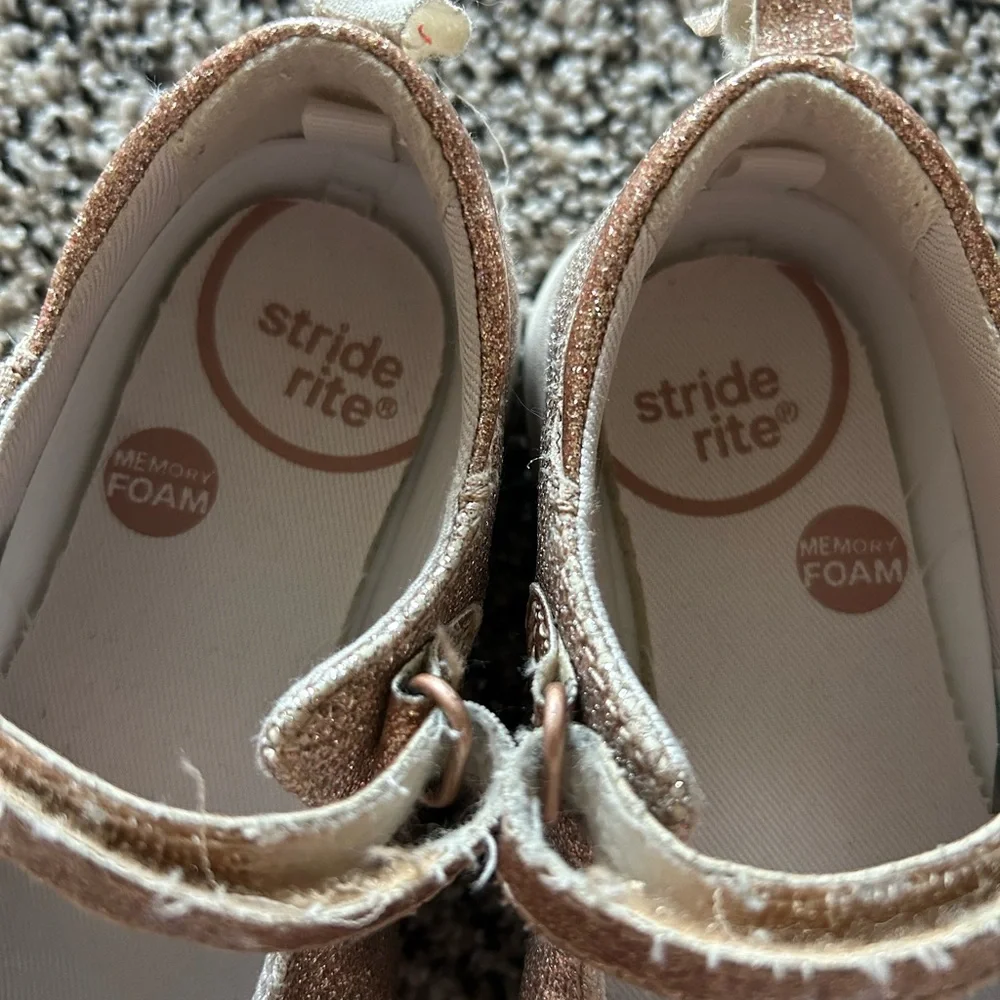 Toddler Stride Rite Sandal — 9.5 - Picture 8 of 12